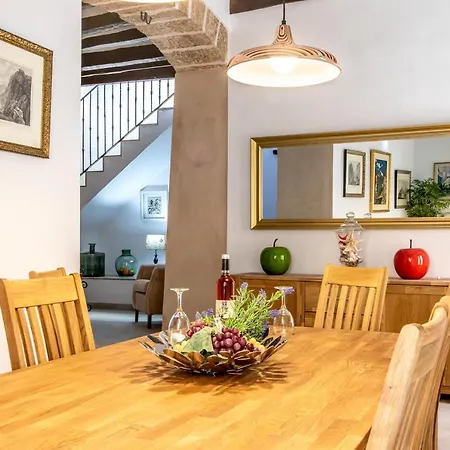 Superb House 200m From The Center Of By Renthousing Pollenca
