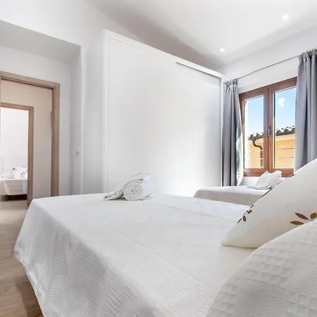Superb House 200m From The Center Of By Renthousing * Pollensa