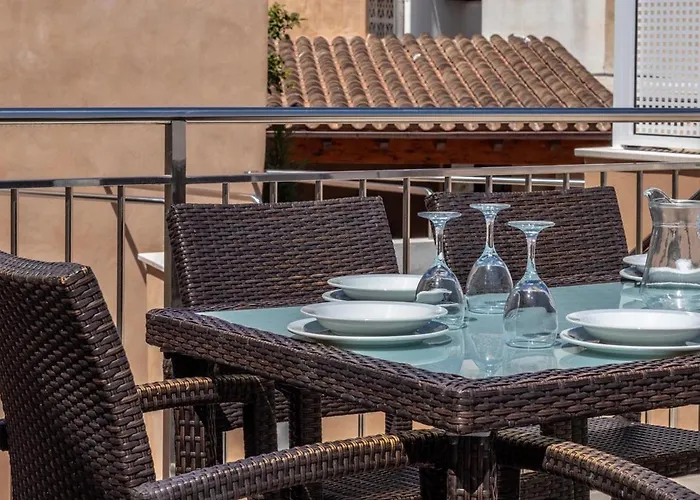 Superb House 200m From The Center Of By Renthousing Holiday home