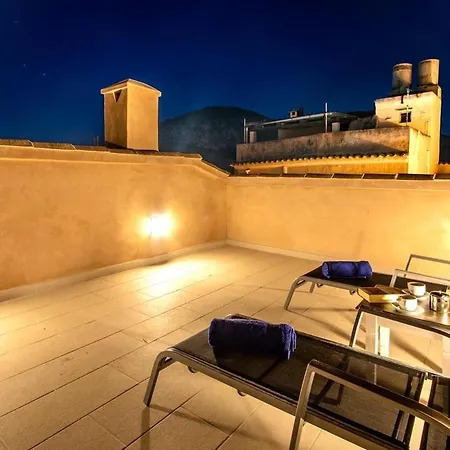 Superb House 200m From The Center Of By Renthousing