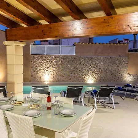 Superb House 200m From The Center Of By Renthousing Feriehus Pollença