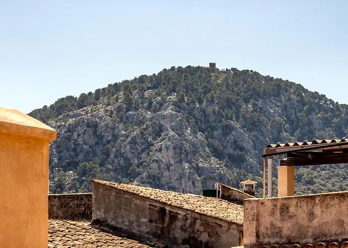 Superb House 200m From The Center Of By Renthousing