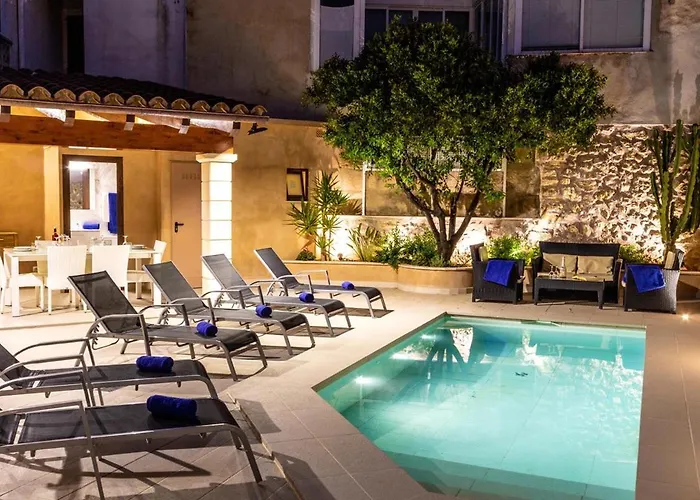 Сasa de vacaciones Superb House 200m From The Center Of By Renthousing *