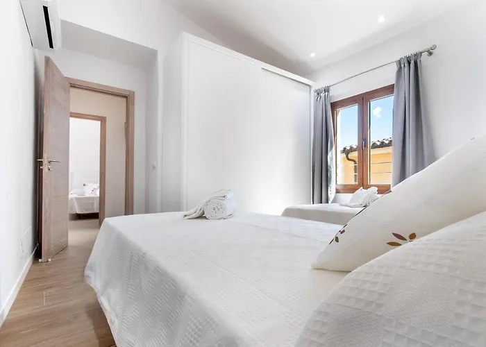 Superb House 200m From The Center Of By Renthousing * Pollensa